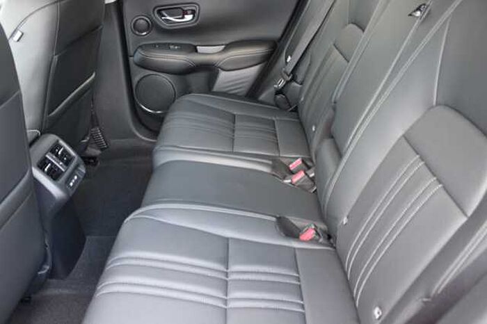 Honda ZR-V e:HEV 2.0 i-MMD (184ps) Advance Hybrid eCVT 