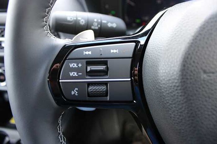Honda ZR-V e:HEV 2.0 i-MMD (184ps) Advance Hybrid eCVT 