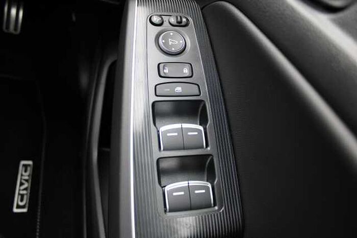 Honda Civic Hybrid 2.0 i-MMD (184ps) Advance Hybrid eCVT 