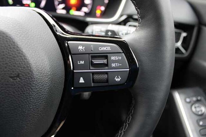 Honda Civic Hybrid 2.0 i-MMD (184ps) Advance Hybrid eCVT 