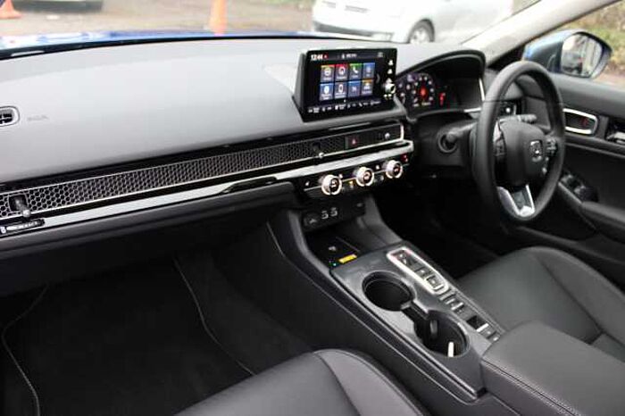 Honda Civic Hybrid 2.0 i-MMD (184ps) Advance Hybrid eCVT 
